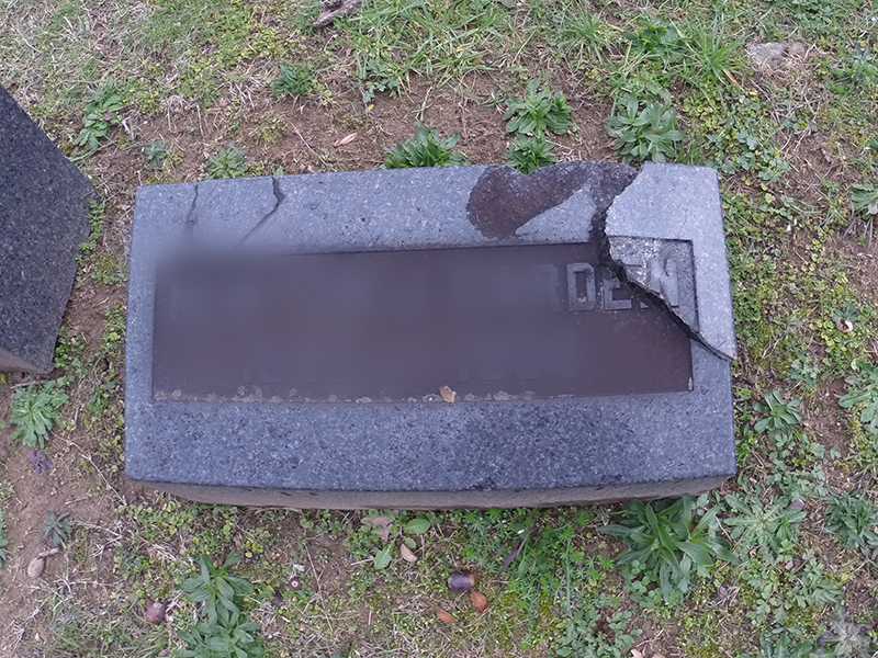 Broken Gravestones – This is disgusting!