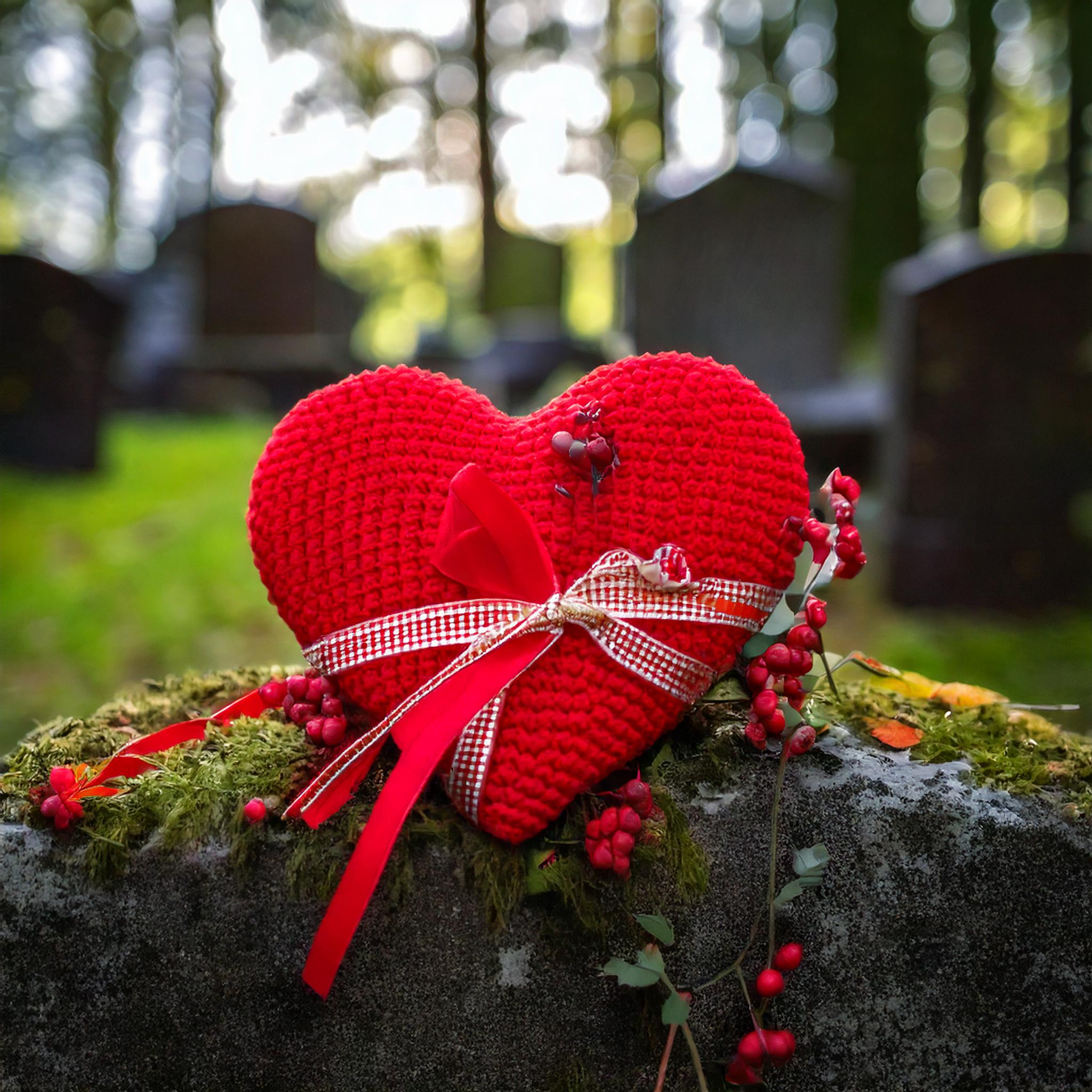 Honoring Loved Ones: Valentine’s Day Grave Decorations